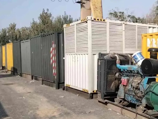 船营200KW柴油发电机机组每小时油耗是多少？